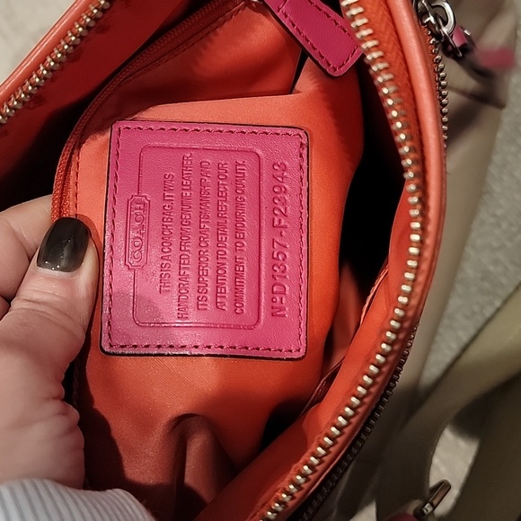 Coach Daisy Spectator Shoulder Bag - Picture 10 of 12